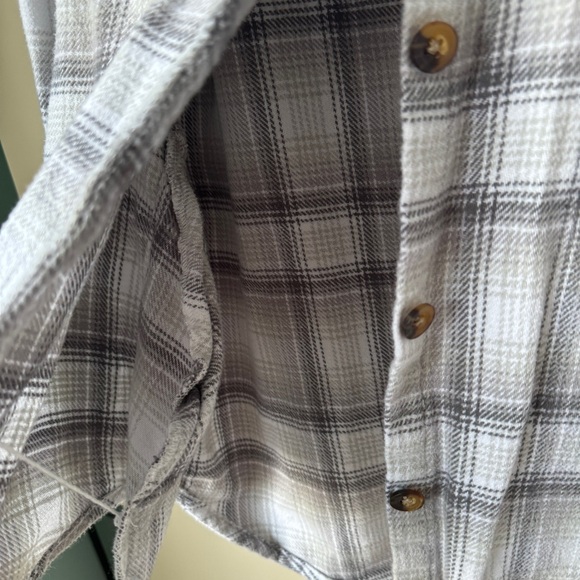 Hollister Boyfriend Fit Flannel Button Up Shirt Sweater - Picture 5 of 7